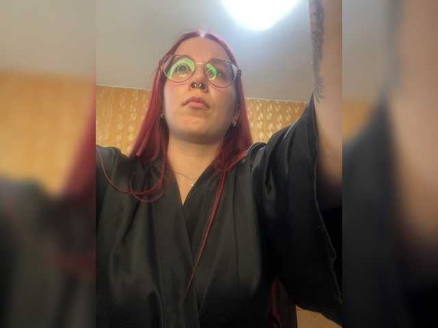 adrenalinse live cam on BongaCams