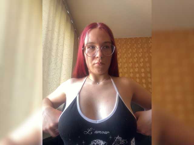 adrenalinse live cam on BongaCams