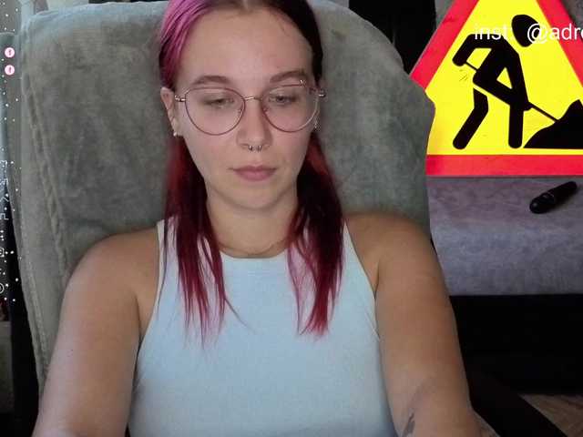 adrenalinse live cam on BongaCams