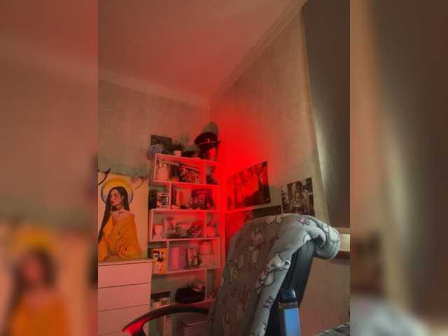adrenalinse live cam on BongaCams