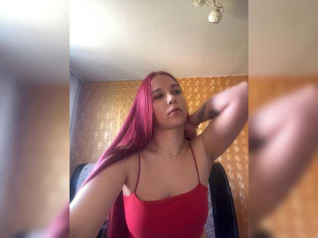 adrenalinse live cam on BongaCams