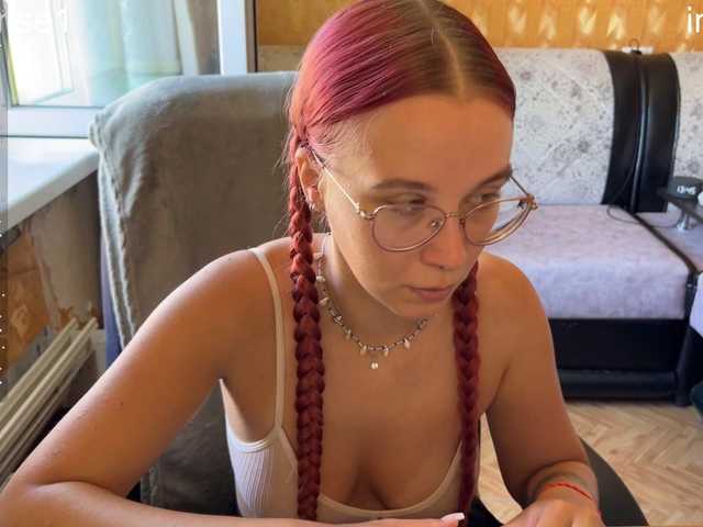 adrenalinse live cam on BongaCams