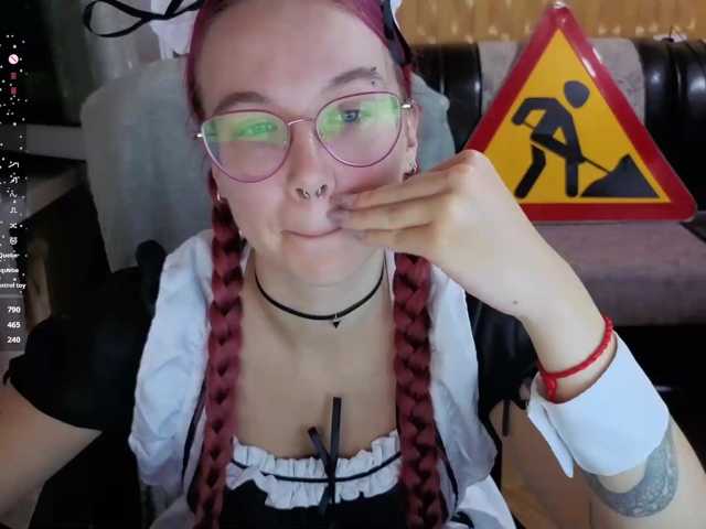 adrenalinse live cam on BongaCams