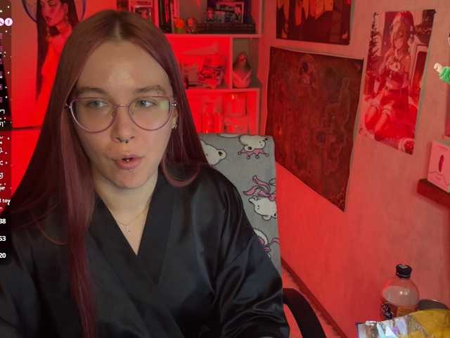 adrenalinse's BongaCams show and profile