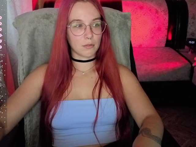 adrenalinse live cam on BongaCams