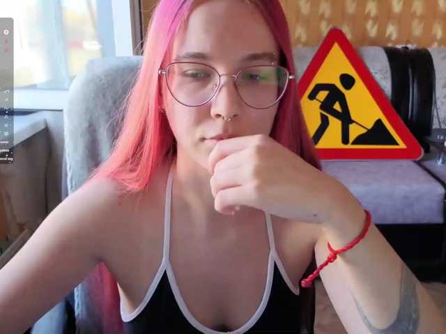 adrenalinse live cam on BongaCams
