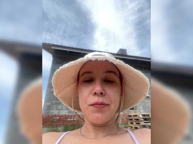 adrenalinse live cam on BongaCams