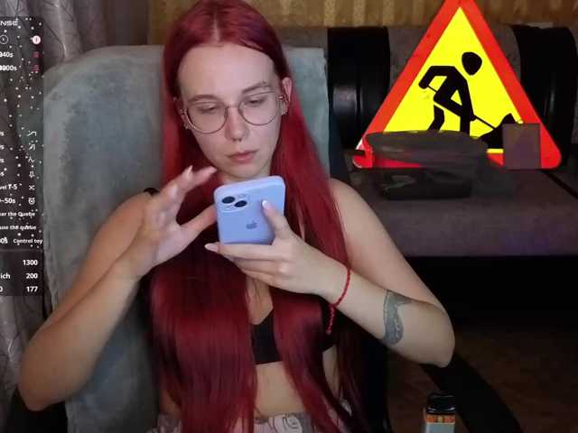 adrenalinse live cam on BongaCams