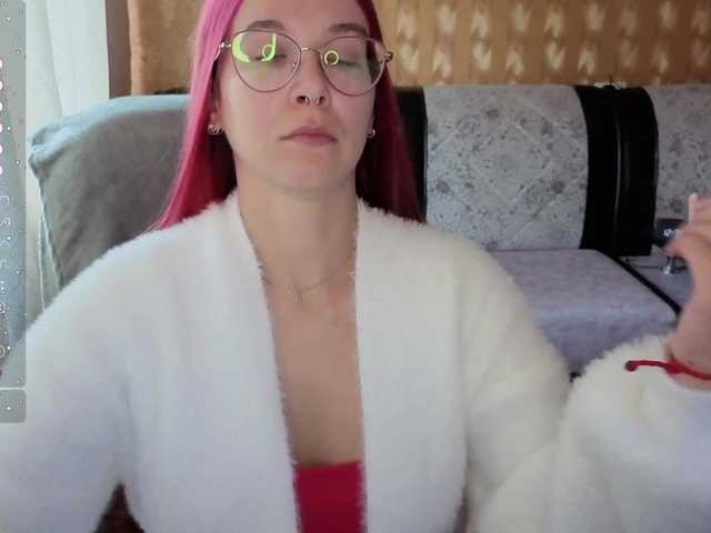 adrenalinse live cam on BongaCams