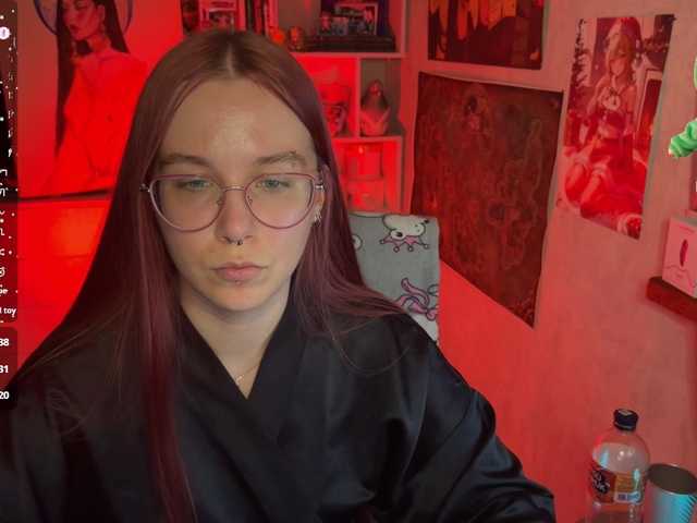 adrenalinse's BongaCams show and profile