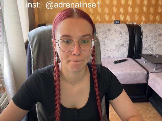 adrenalinse live cam on BongaCams
