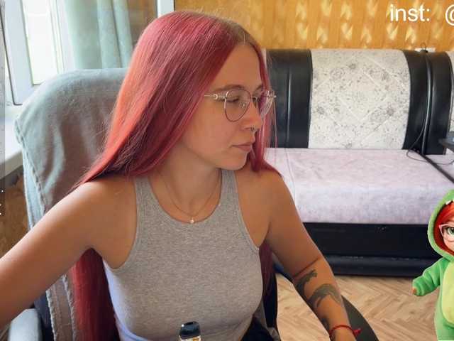 adrenalinse live cam on BongaCams