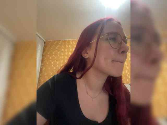 adrenalinse Live Webcam on BongaCams