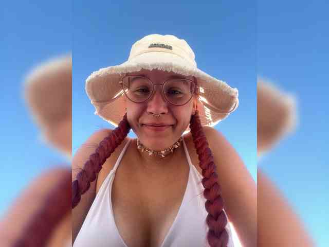 Kushina webcam