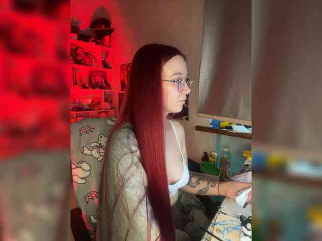 adrenalinse Live Webcam on BongaCams