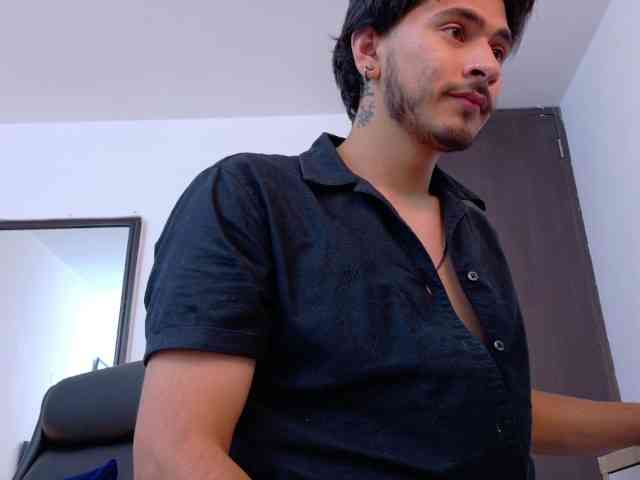 Eliam Eliam