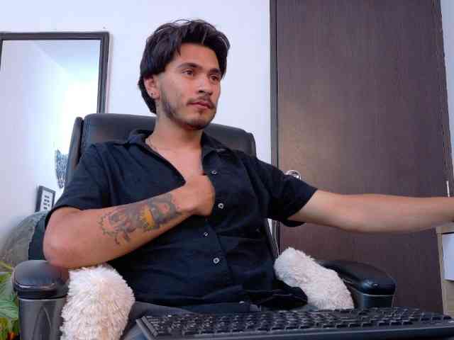 Eliam Eliam