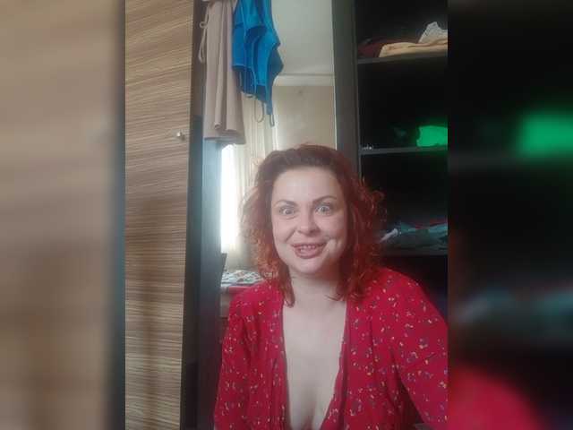 Redfoxlikefiree live cam on BongaCams