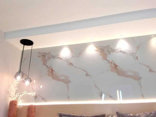 SolAvelar's BongaCams show and profile