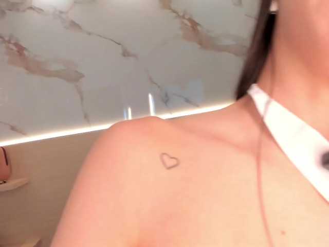 SolAvelar live cam on BongaCams