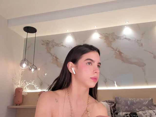 SolAvelar live cam on BongaCams