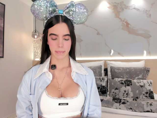 SolAvelar live cam on BongaCams