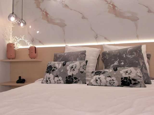 SolAvelar live cam on BongaCams