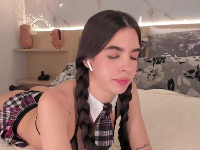 SolAvelar live cam on BongaCams