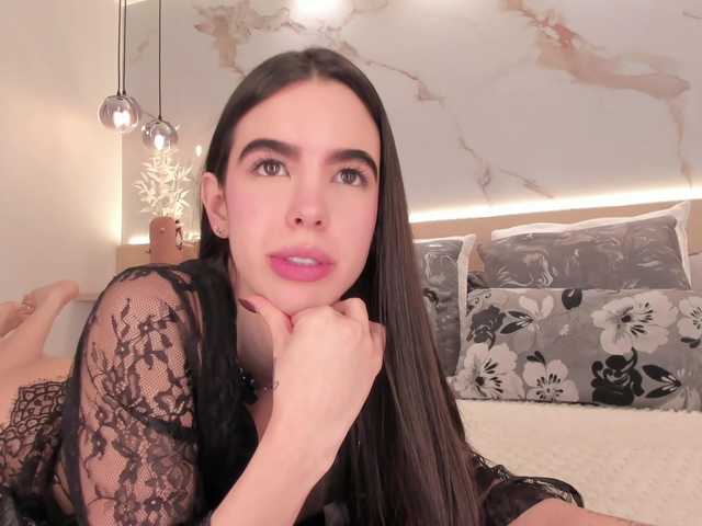 SolAvelar live cam on BongaCams