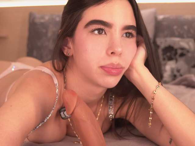 SolAvelar live cam on BongaCams