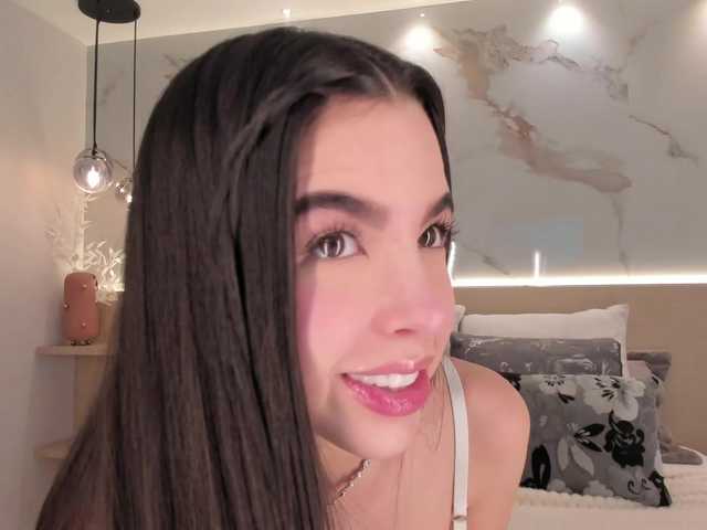 SolAvelar live cam on BongaCams