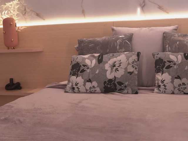SolAvelar live cam on BongaCams
