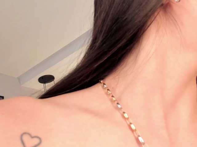 SolAvelar live cam on BongaCams