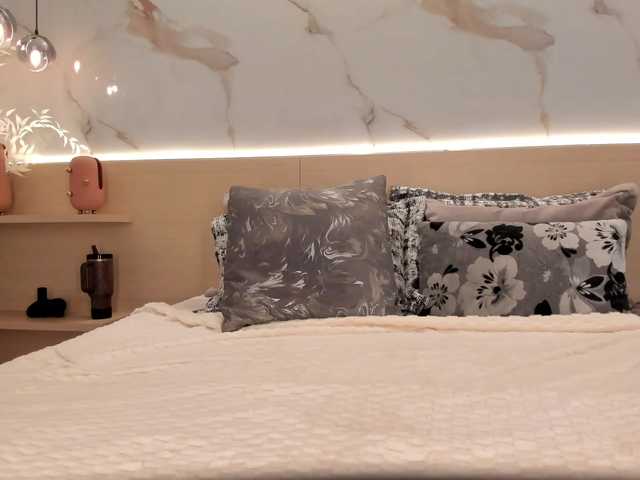 SolAvelar live cam on BongaCams