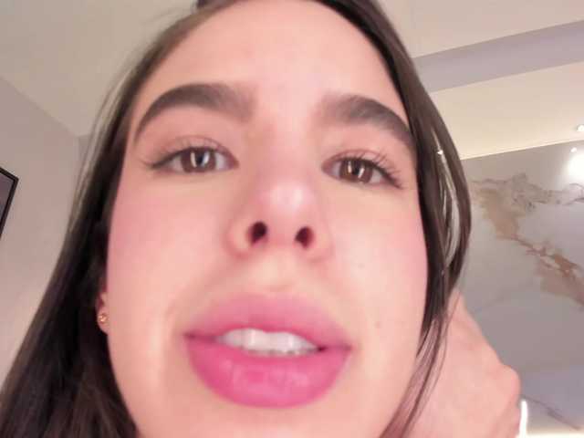 SolAvelar live cam on BongaCams