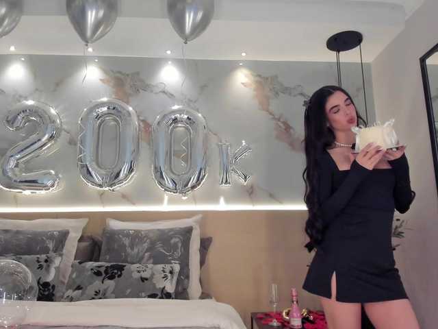 SolAvelar live cam on BongaCams