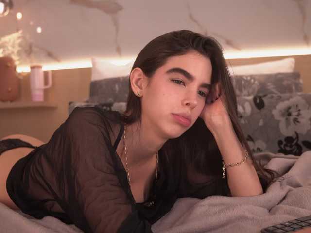 SolAvelar live cam on BongaCams