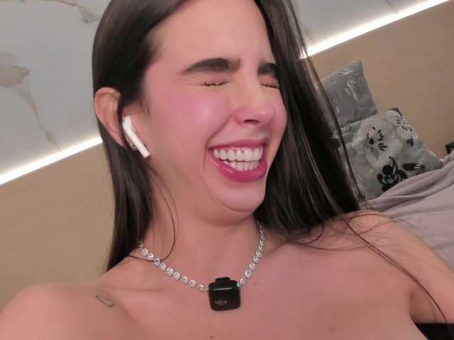 SolAvelar live cam on BongaCams