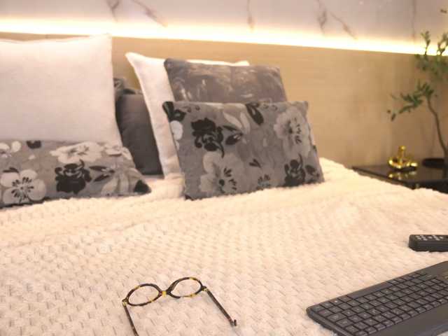 SolAvelar live cam on BongaCams