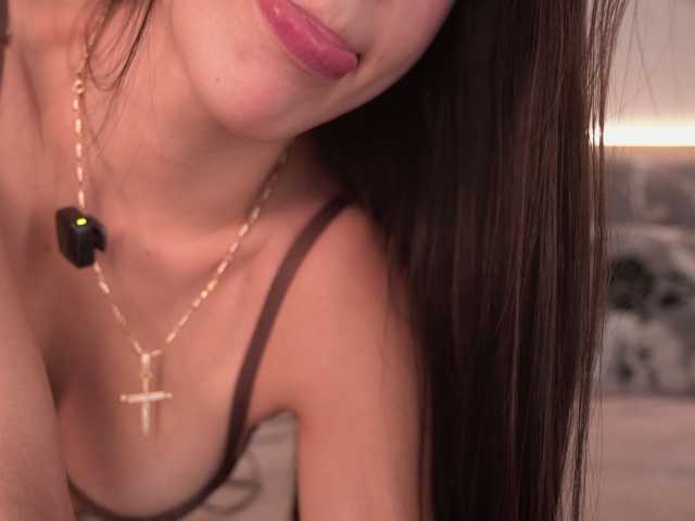 SolAvelar live cam on BongaCams