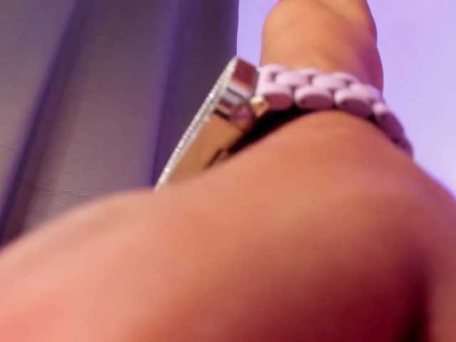 Katialove05 live cam on BongaCams