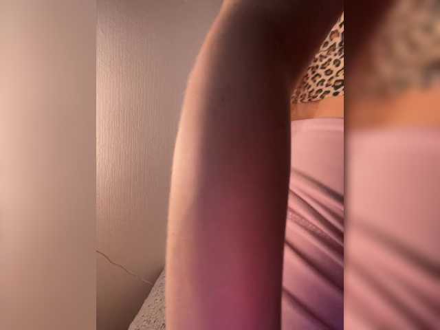 katysweet06 live cam on BongaCams