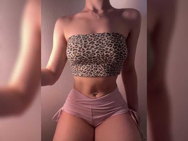 katysweet06 live cam on BongaCams