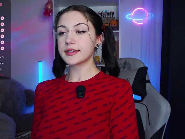 BlackAngell's BongaCams show and profile