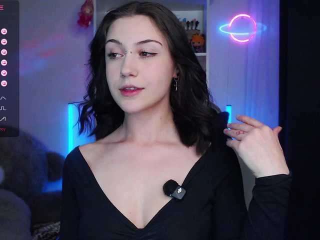 BlackAngell's BongaCams show and profile