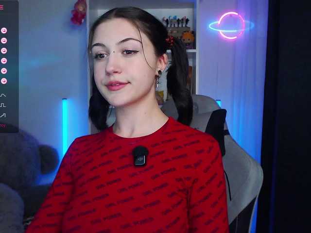 BlackAngell's BongaCams show and profile