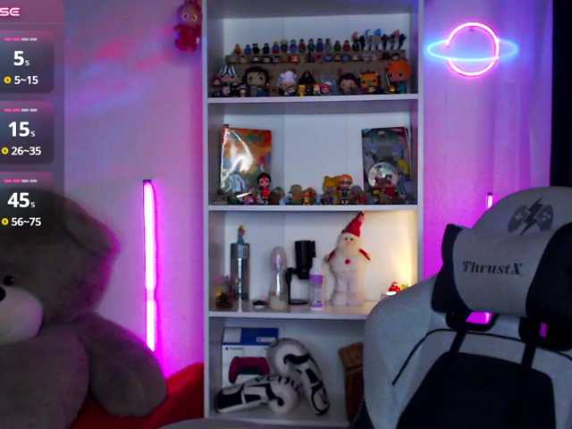 le modèle BlackAngell est en webcam porno dans un show sur le site bongacams, il possède les tags suivants: White/Caucasian,Brunette,Shaved