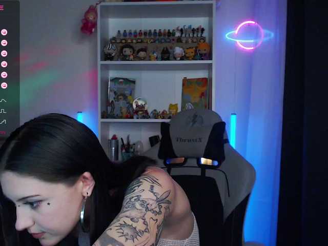 BlackAngell's BongaCams show and profile