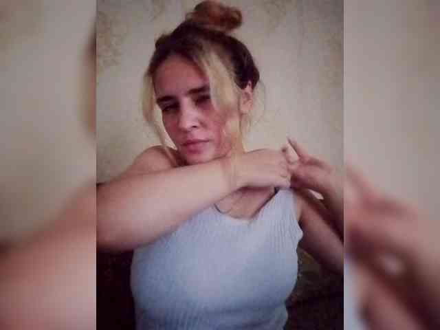 Sasha-69-1 webcam