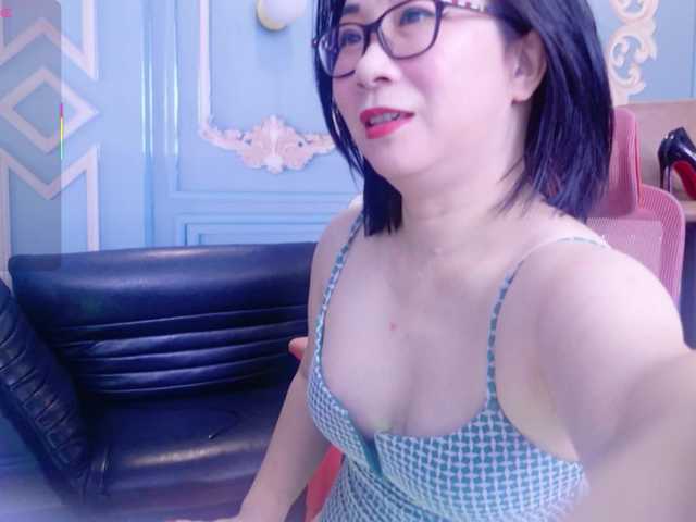 LucianaMeca live cam on BongaCams